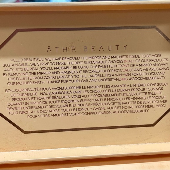 ATHR eyeshadow palette - Picture 3 of 4